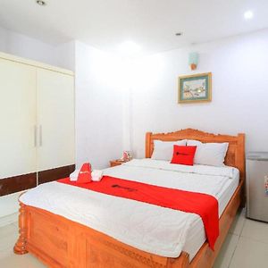 RedDoorz Anh Ngoc Hotel